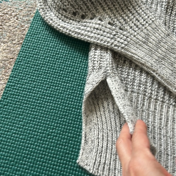 LOVE ELLIE oversized sweater - Picture 3 of 10